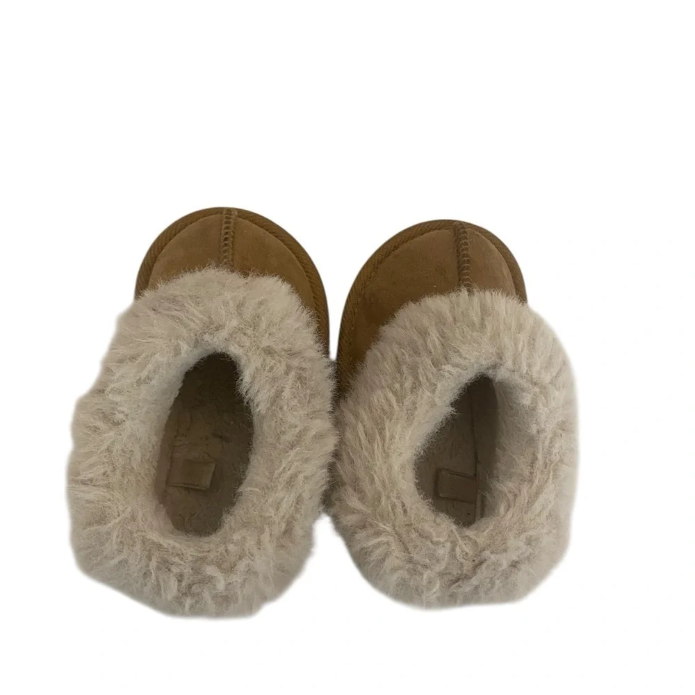 Target Toddler Tan Faux Suede & Fur Sherpa Lining  Slippers shoes Spring Snow